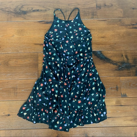 pins and needles floral open back dress - Picture 2 of 4